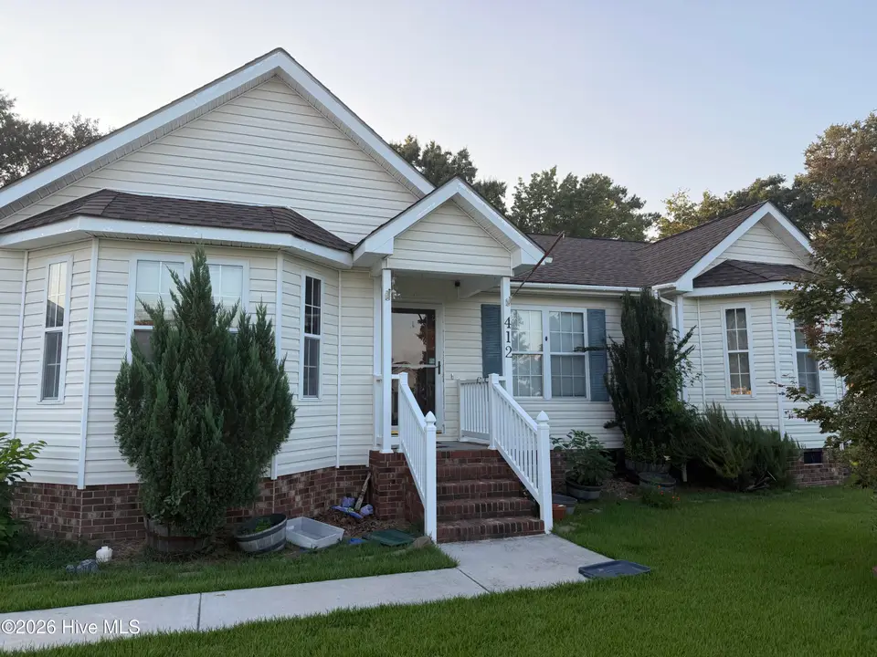 412 S Walnut Street, Princeton, NC 27569 – photo 1 of 23: IMG_0507