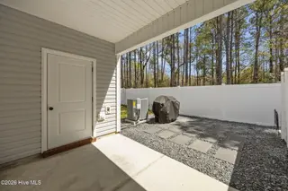42 Catalina Circle, Swansboro, NC 28584 – photo 22: 38-web-or-mls-IMG_8820