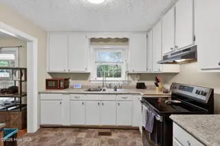 2208 Imperial Avenue E, Wilson, NC 27893 – photo 12: 9-web-or-mls-2208-imperial-ave-e-adam-be