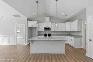 13 N High Point Road, Southport, NC 28461 — 3-bedroom home in Boiling Spring Lakes, Southport, NC, photo 16 of 60