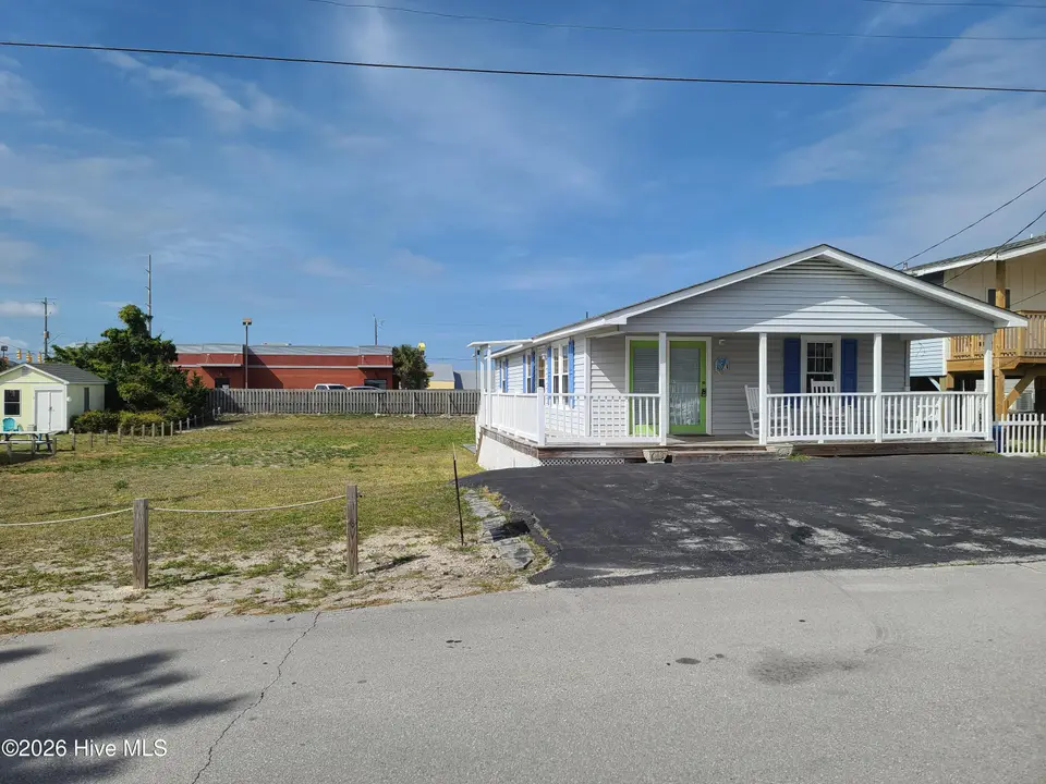 308 W Bogue Boulevard, Atlantic Beach, NC 28512 – photo 1 of 29: 20260409_155157