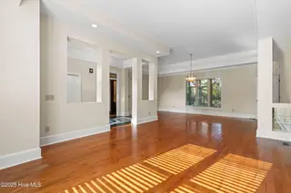 8808 Sedgley Drive, Wilmington, NC 28412 – photo 14: living room