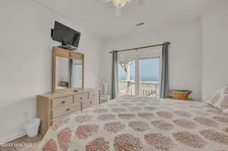 709 Ocean Boulevard, Topsail Beach, NC 28445 – photo 8: 6Q7A1951