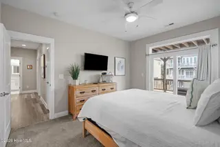 308 Oceanaire Lane, Surf City, NC 28445 – photo 21: 30-web-or-mls-DSC09642