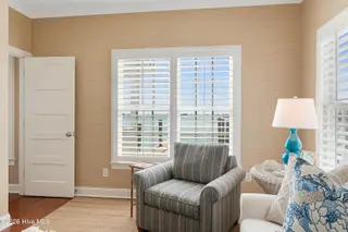 122 Front Street & Slip #5, Beaufort, NC 28516 — 4-bedroom home, Beaufort, NC, photo 24 of 63: First floor primary suite