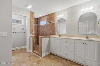 53 Country Club Drive, Shallotte, NC 28470 – photo 19: Master bath