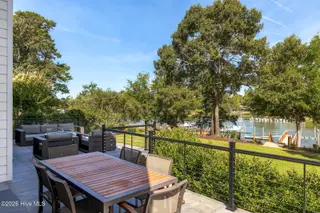 4302 Lauralis Bluff Court, Wilmington, NC 28409 – photo 16: 070_4302_lauralis_bluff_court-19_368