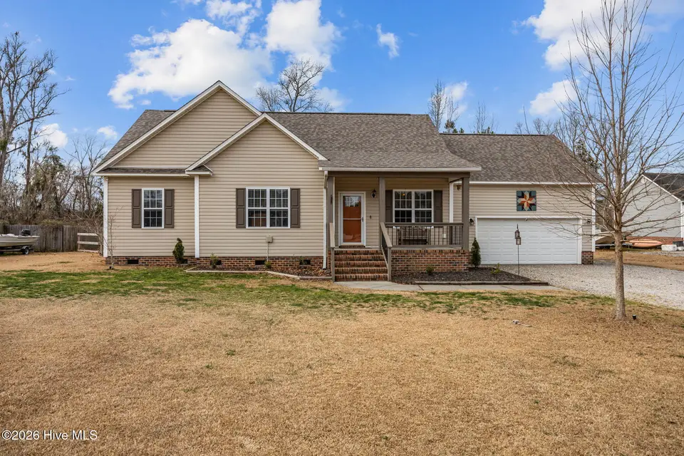 377 Knollwood Drive, Hampstead, NC 28443 – photo 1 of 39: 1-web-or-mls-IMG_9883