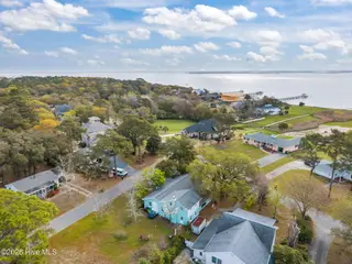 109 River Drive, Southport, NC 28461 – photo 5: 47-web-or-mls-DJI_20260401100750_0437_D
