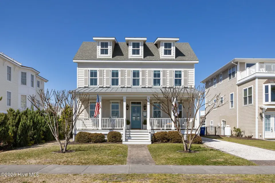 1513 Front Street, Beaufort, NC 28516 – photo 1 of 57: 1513 Front St, Beaufort, NC