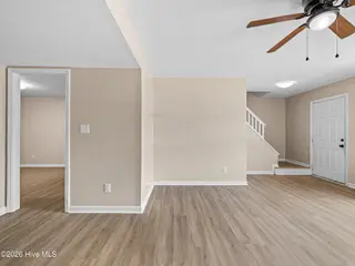 416 Myrtlewood Circle, Jacksonville, NC 28546 – photo 8: a02a0024