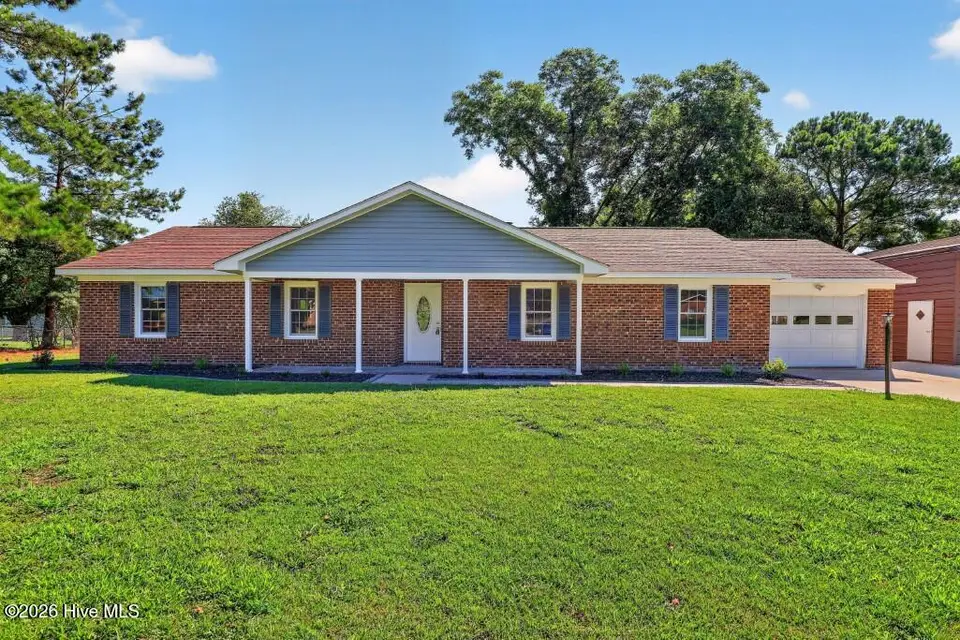 20 Chattawka Drive, Havelock, NC 28532 – photo 1 of 26: IMG_0503