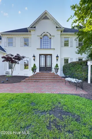 3805 Charleston Court, Greenville, NC 27834 – photo 10: 010_DSC_7096