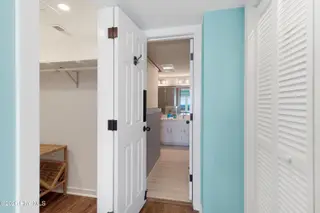 565 Salter Path Road S3 Ocean Grove West, Pine Knoll Shores, NC 28512 – photo 19: Primary ensuite