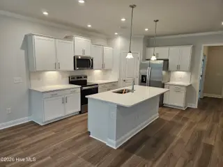 536 Glitter Bay Loop, Shallotte, NC 28470 — 5-bedroom home in Solserra, Shallotte, NC, photo 5 of 44: Kitchen