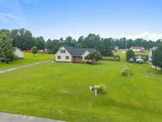 313 Oakmont Drive, Hampstead, NC 28443 – photo 18: 18-web-or-mls-DJI_20250811101609_0209_D