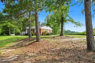 125 Surry Drive, Nashville, NC 27856 – photo 9: 029_file_4413