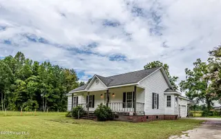 127 Rodney Lanier Road, Chinquapin, NC 28521 — 3-bedroom home, Chinquapin, NC, photo 1 of 61: Front side