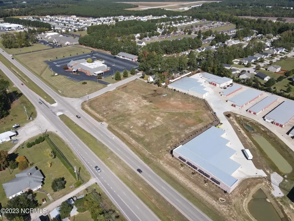 4004 Raleigh Road Parkway W, Wilson, NC 27896 – photo 1 of 6: dji-fly-20231017-122206-204-169755981275