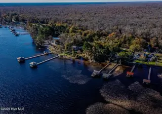 137-140 137-140 Near 3461 Waccamaw Road S, Lake Waccamaw, NC 28450 – photo 8: IMG_0771