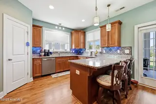 208 Bogue Harbor Court, Newport, NC 28570 – photo 16: 51-web-or-mls-IMG_8190