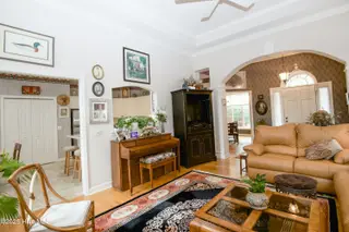 17 Cardinal Drive, Whispering Pines, NC 28327 – photo 8: Living Room