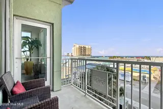 102 Cape Fear Boulevard Unit 301, Carolina Beach, NC 28428 — 1-bedroom condo in Towne Place Condominium, Carolina Beach, NC, photo 3 of 47: 40-web-or-mls-DSC08164