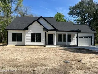 1610 Camellia Drive, Elizabeth City, NC 27909 – photo 3: 59ae69a9-a105-4900-a6d8-bf730c30e3ad