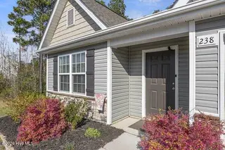 238 Poppleton Drive, Hampstead, NC 28443 – photo 4: m_4_front entryway