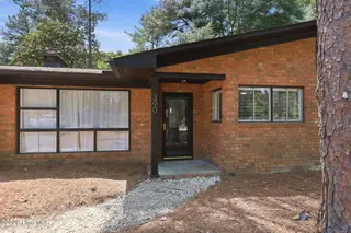 390 E Indiana Avenue, Southern Pines, NC 28387 – photo 5: 4-web-or-mls-IMG_3987