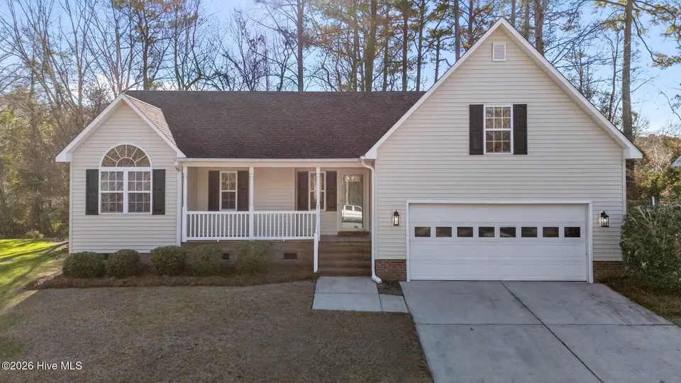 136 Leonard Drive, New Bern, NC 28560 – photo 1 of 51: 1st
