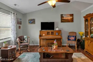 244 S Creek Drive, Jacksonville, NC 28540 – photo 6: DSC_4665