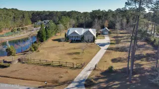 102 Plantation Drive, Swansboro, NC 28584 — 3-bedroom home in Plantation Est, Swansboro, NC, photo 2 of 71: DJI_0146