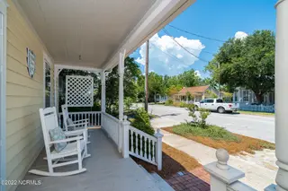 212 Broad Street, Beaufort, NC 28516 – photo 9: porch
