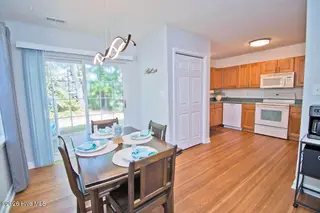 34 Pirates Cove Drive, Swansboro, NC 28584 – photo 9: DSC_2130