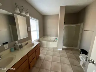 3274 Quail Pointe Drive, Greenville, NC 27858 — 3-bedroom home in Quail Pointe, Greenville, NC, photo 22 of 27: IMG_3990
