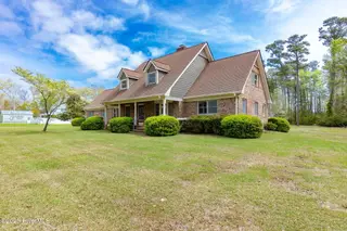1630 N 20th Street, Morehead City, NC 28557 – photo 4: 1-web-or-mls-chadwick-visuals-1630-n-20t