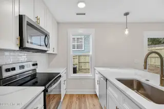 703 N 11th Street, Wilmington, NC 28401 – photo 15: 703N11thStreet-19