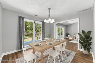 1122 Barkentine Drive, New Bern, NC 28560 – photo 15: Dining Rm-virtually staged