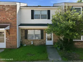 204 Myrtlewood Circle, Jacksonville, NC 28546 – photo 1