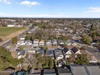 1310 Church Street, Wilmington, NC 28401 – photo 12: 7-web-or-mls-DJI_20251212100316_0445_D