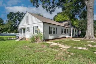 213 N Walnut Street, Spring Hope, NC 27882 – photo 5: 004-213NorthWalnutStreet-SpringHope-NC-2