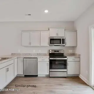 145 Loren Road, Hubert, NC 28539 – photo 6: Kitchen