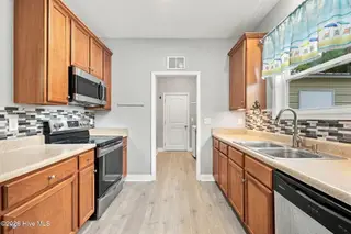 337 Folkstone Road, Holly Ridge, NC 28445 – photo 17: 34-web-or-mls-IMG_2503