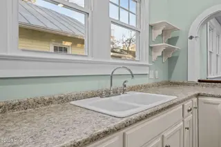 1513 Rhem Avenue, New Bern, NC 28560 – photo 23: 31-web-or-mls-DSC_3287