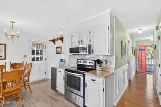 204 NE 36th Street, Oak Island, NC 28465 – photo 22: 25-kahunaphoto
