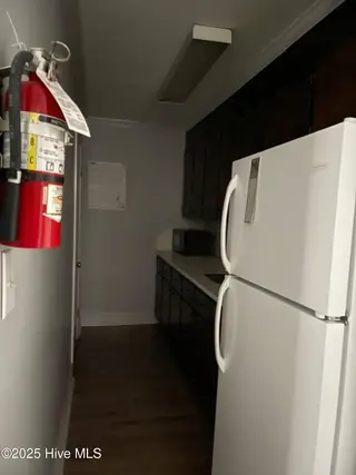 2710 E 10th Street, Greenville, NC 27858 – photo 7: 2710 E 10th interior 6