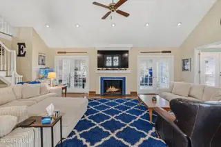 4801 Country Club Drive N, Wilson, NC 27896 – photo 6: great room