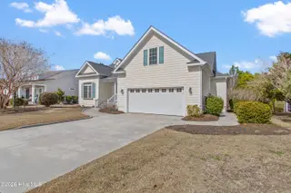 3687 Wingfoot Drive, Southport, NC 28461 — 3-bedroom home in St James, Southport, NC, photo 2 of 53: 3687WingfootDr - 6