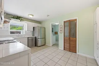 913 Colony Drive, New Bern, NC 28562 – photo 15: 913 Colony Drive